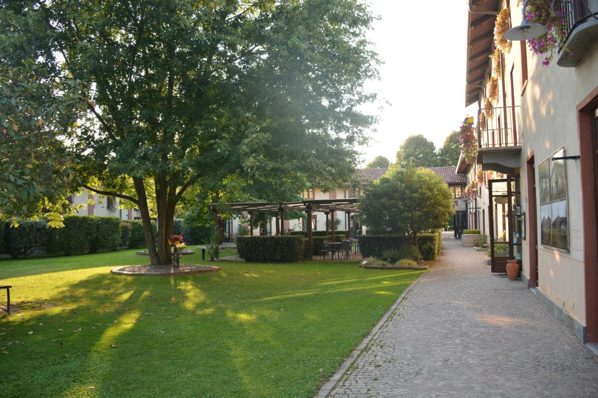 Romantic Hotel Furno San Francesco al Campo Buitenkant foto