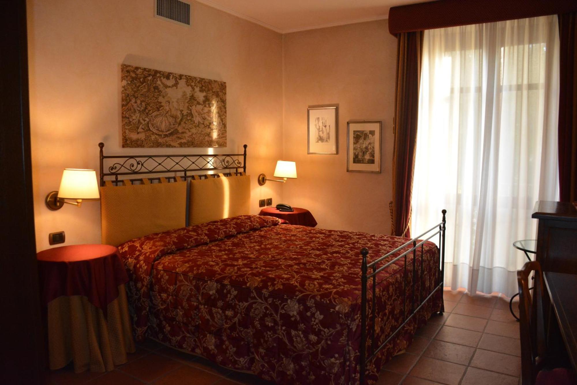 Romantic Hotel Furno San Francesco al Campo Buitenkant foto